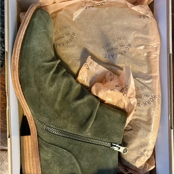 Kork-Ease Boots - Picture 6 of 7